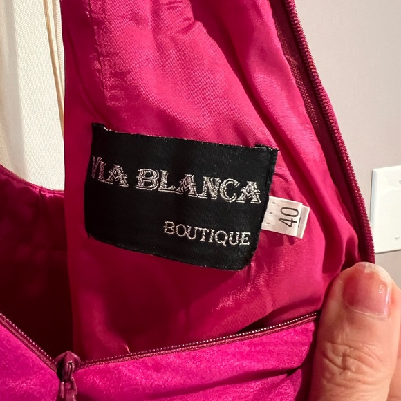 Designer boutique gown La Blanca fushia size 40 fits size 2/4 us worn once - Picture 6 of 11